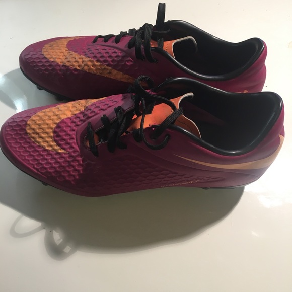 Nike hypervenom cleats - Picture 2 of 5